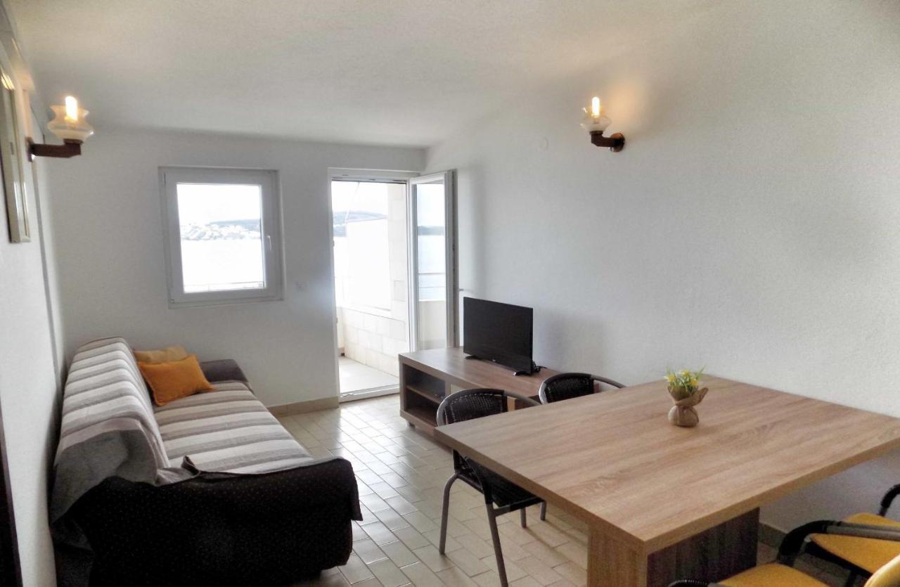 Apartments Palma On The Beach Trogir Room photo